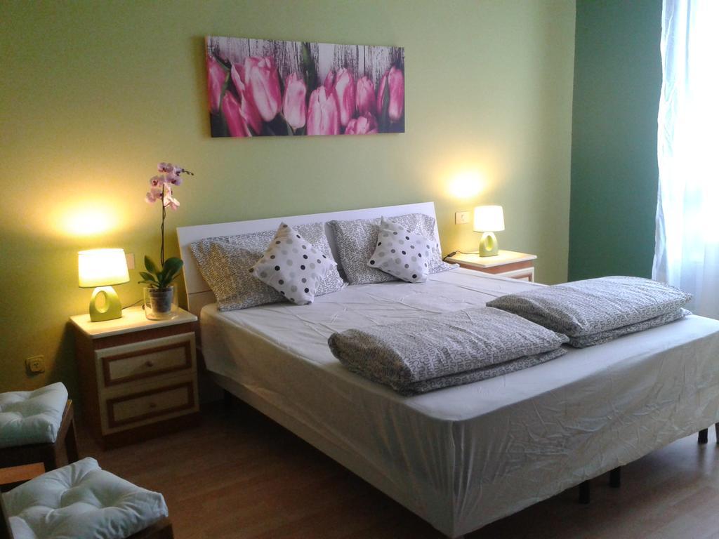 Milan Certosa 3 Bedrooms Bagian luar foto